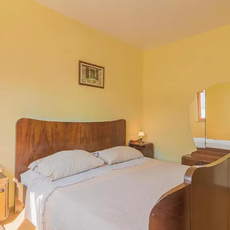 度假居 Two-bedroom With A Fireplace 05 耶泽拉