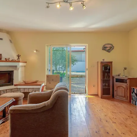 度假居 Two-bedroom With A Fireplace 05