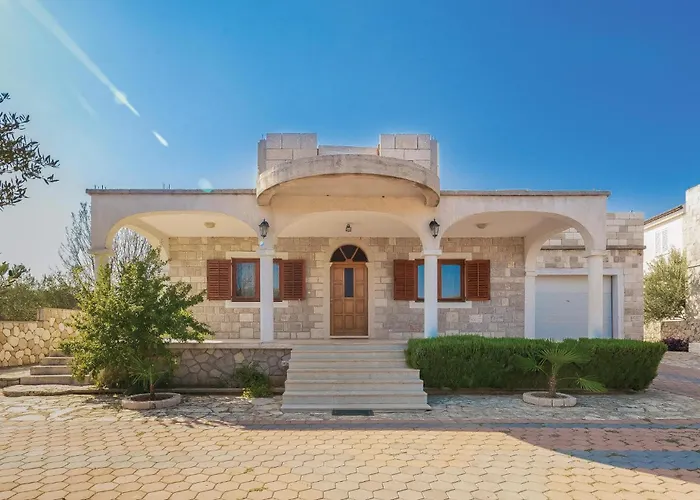 Two-bedroom With A Fireplace 05 度假居