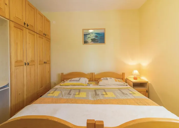 Сasa de vacaciones Two-bedroom With A Fireplace 05 *