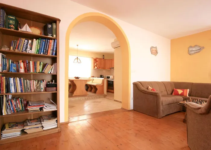 度假居 Two-bedroom With A Fireplace 05